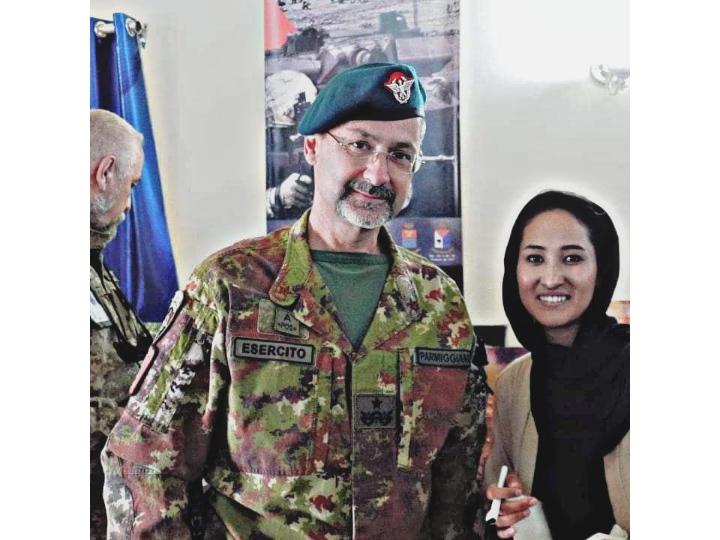 ManezhaSultani's tweet photo. Experience three years ago
The first painting exhibition with NATO forces.
The best days of my life that passed😥
#NATO #ARMY #PARMY #NATOFORCES #Afghanistangirls #war https://t.co/RXmbOElM5Z