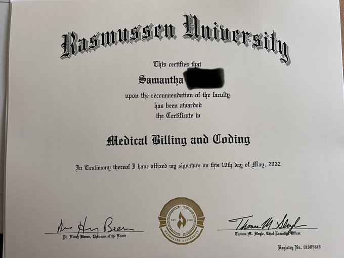 Guess what came today 🥹 I&rsquo;m so proud of myself lowkey. https://t.co/8jcwiTEhBG