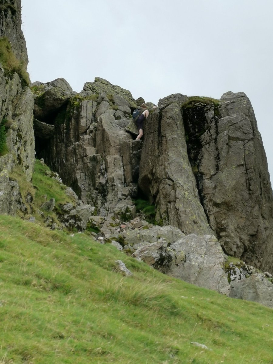 Daxa_PJA's tweet photo. The #BadStep approaching #LongTop on #CrinkleCrags... 💞#WainwrightBagging in the #LakeDistrict #Cumbria ⛰️🥾🎒 https://t.co/VrXmAHuRFk
