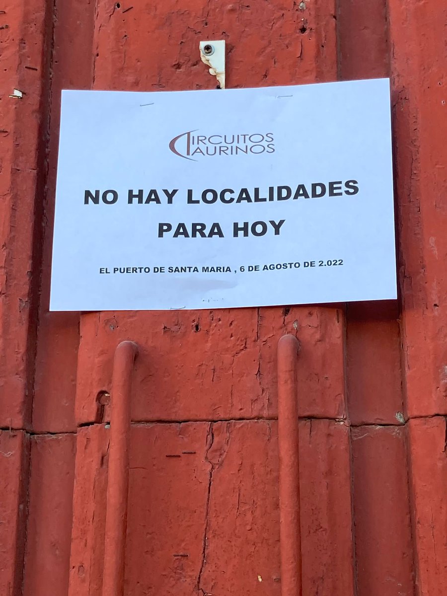CircuitosToros's tweet photo. ¡No hay billetes! #Toros #ElPuerto @zunigatoros Toros de Núñez del Cuvillo para Morante de la Puebla, Daniel Luque y Roca Rey. https://t.co/gJzxB63sVE