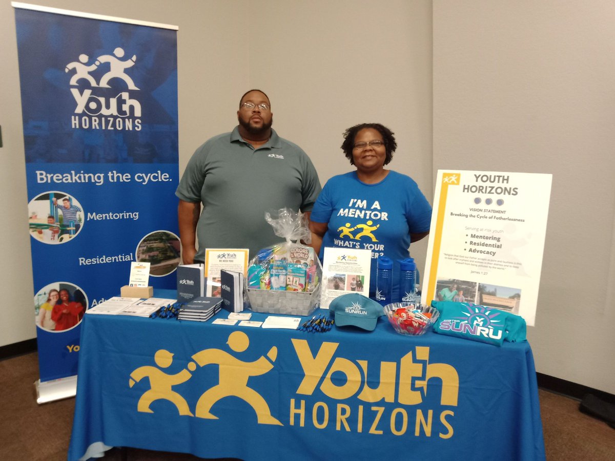YouthHorizons's tweet image. “
Youth Horizons at the Fresh Start “Back 2 School Resource Fair” on Saturday.  #freshstart2023