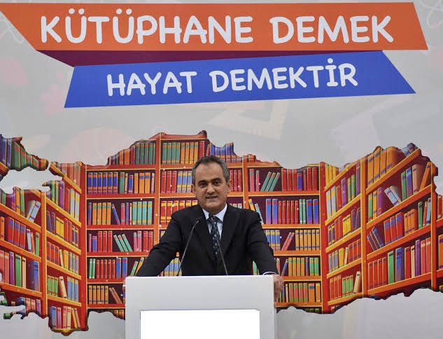 #eğitimdesonbiryıl

📚"Kütüphanesiz Okul Kalmayacak" projesi ile okullarımızdaki kitap sayısı 28 milyondan 70 milyona çıktı.