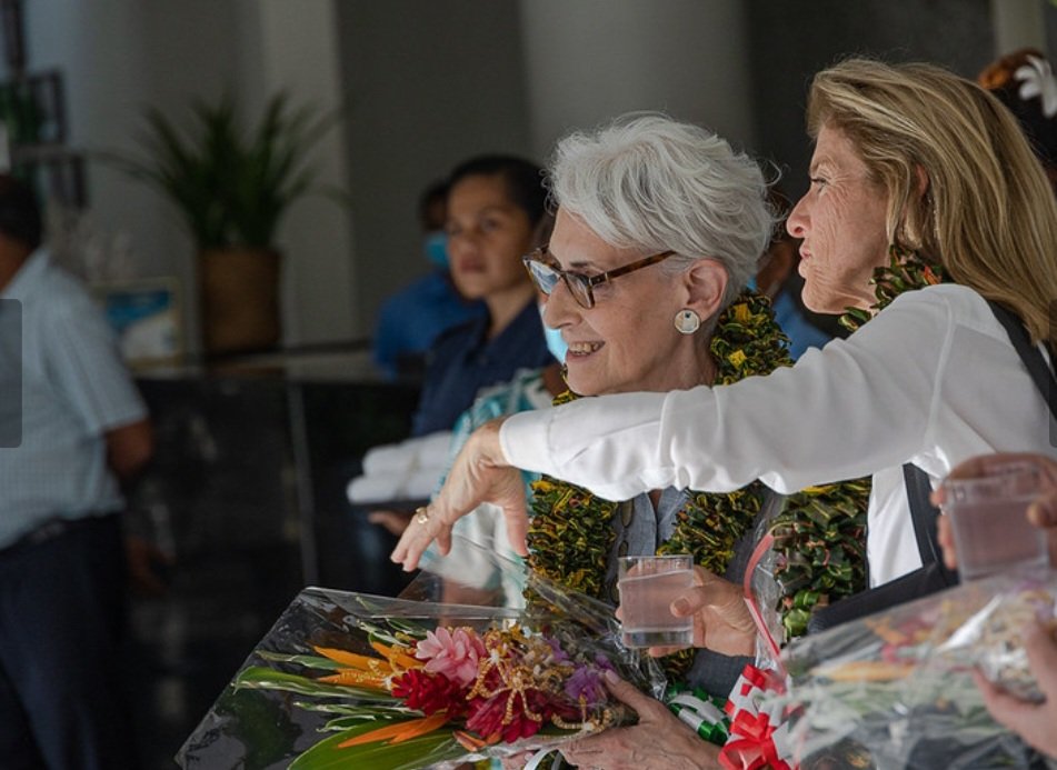 ginakekea's tweet photo. US Deputy Secretary Wendy Sherman With U.S. Ambassador to Australia Caroline Kennedy in Honiara for the 80th anniversary of the 'Battle of Guadalcanal' 📸 [State Department photo] https://t.co/Bfe89sra3Q