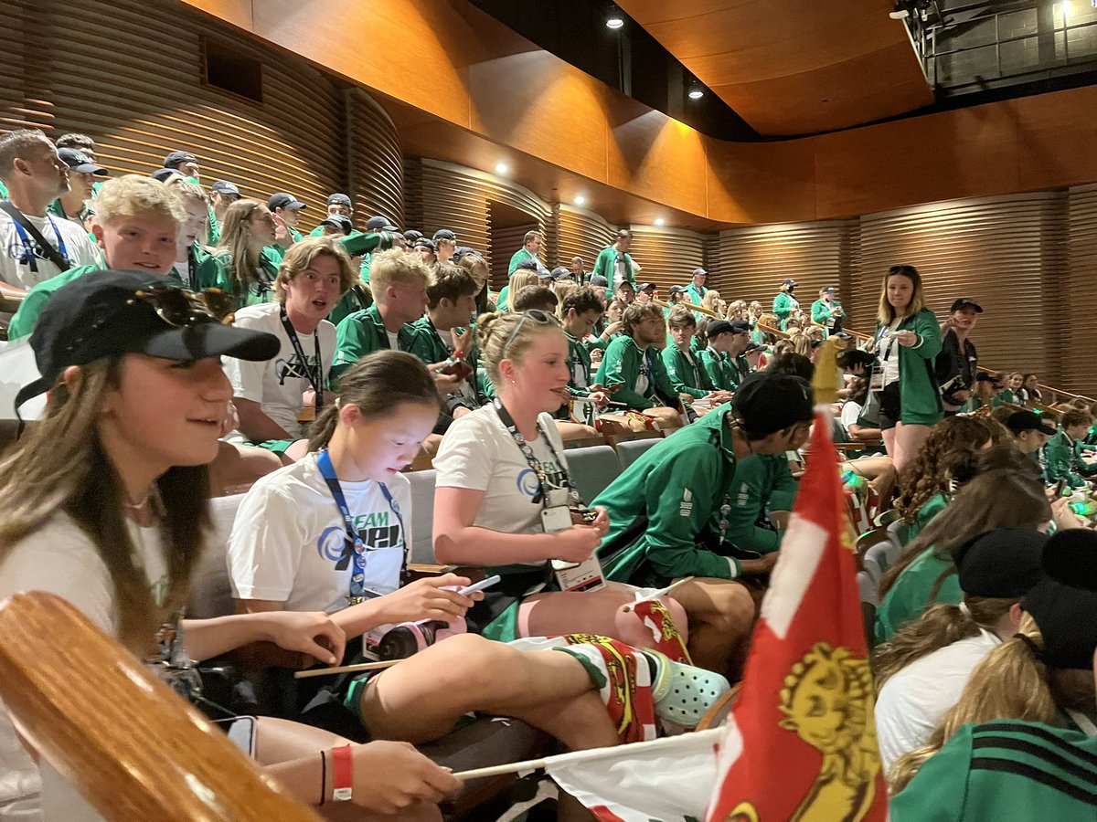 Team_PEI's tweet photo. Electricity is in the air ⚡️💚 https://t.co/DIv2VgR9Yi
