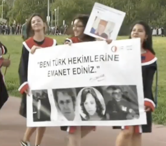 Sevgili ODTÜ lüler,
Bir sağlık kuruluna başvurduğunuzda ODTÜ lü olduğunuzu mutlaka belirtin. Siz artık bize emanetsiniz.. 
Hekimler bu desteği unutmaz.. 
Emanete hıyanet etmez..