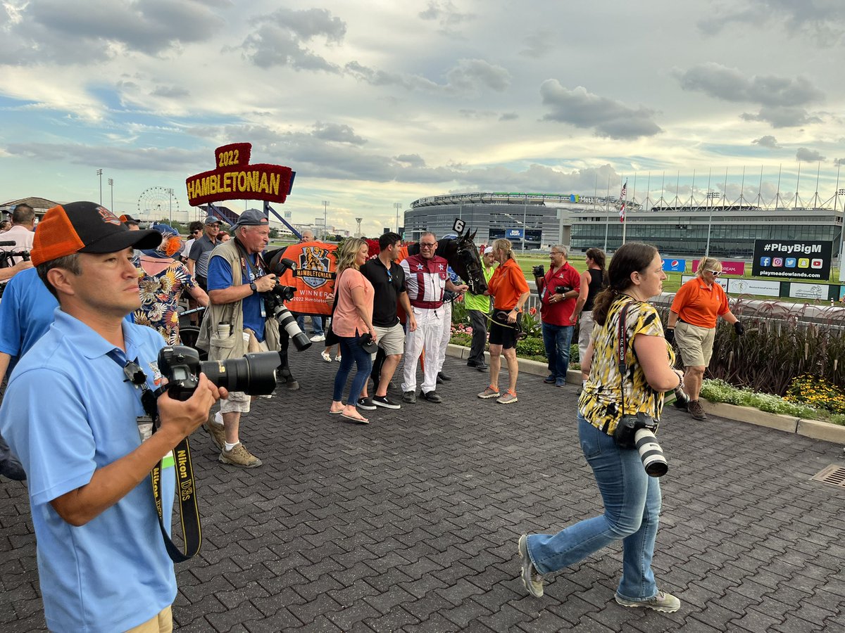 Lia Eustachewich tweet media