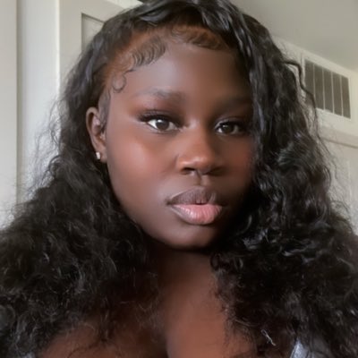 LadyHuxtler's tweet photo. #NewProfilePic https://t.co/slKrtFS54R