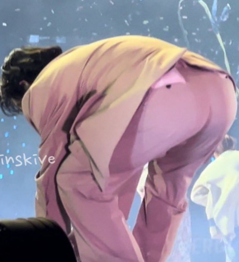 daily ass tae (@dailyasstae) on Twitter photo 