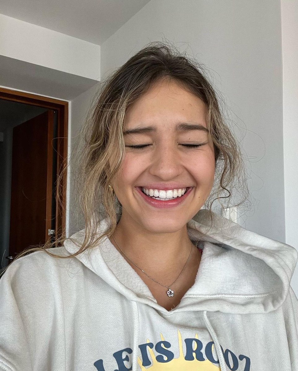 EVERYBODY’S GONNA DIE! came out a week ago. thank you so much for 30k on spotify🥲