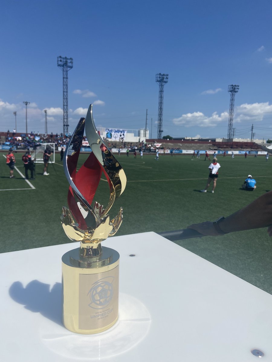 😍 🏆 😍 
#TogetherUnstoppable