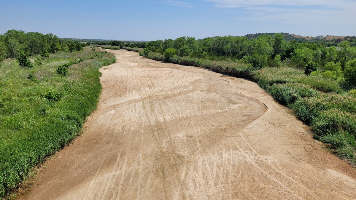 Canadian River just south of Fay, OK. I'm not sure I've ever seen it completely dry before. #OkWx