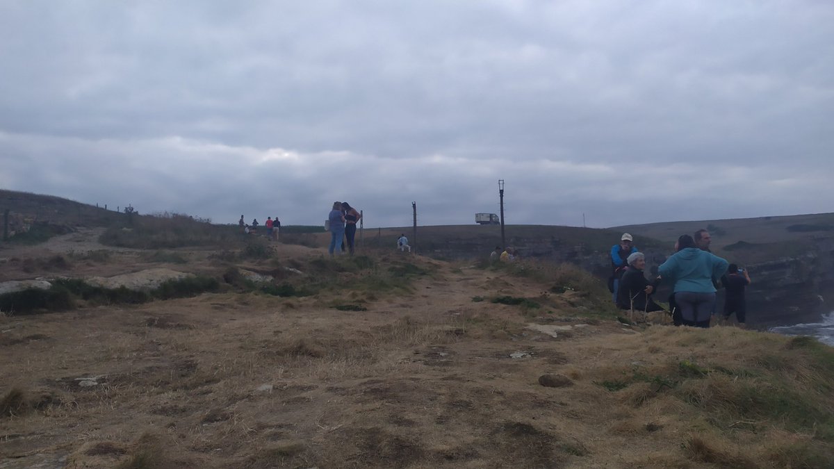 #Autocaravanas #Respeto #Autocaravanismo
Cosas que no hay que hacer: aparcar en un lugar privilegiado, lleno de gente y poner la música a todo volumen diciendo: AQUÍ ESTOY YO, EL MÁS CHULO DEL LUGAR...
Y luego decimos. 
Más respeto y menos exhibicionismo. 😡