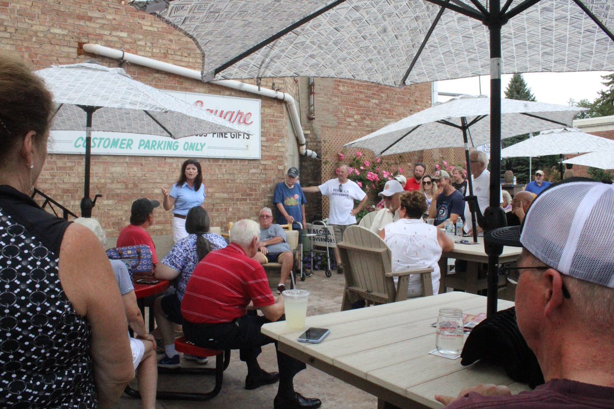 RebeccaforReal's tweet photo. Enthusiasm is high in Elkhorn! Voters are fired up to send a proven conservative to take on Tony Evers this fall! #TakeBackWI https://t.co/2AMRVSX3bR