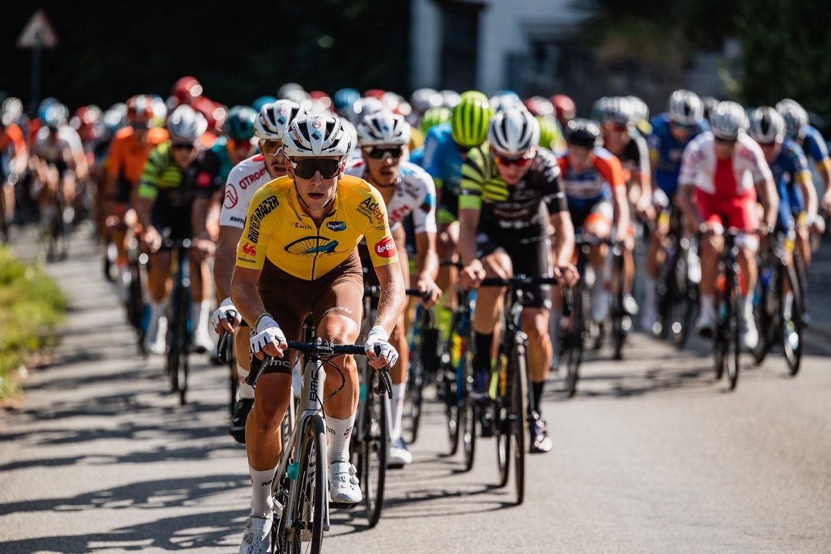 DCT_NewGen's tweet photo. #ATS22🎙️ @lozouet_leandre : "Fier de l'équipe. On a bien défendu le maillot jaune." https://t.co/QdX1Rp3VSd