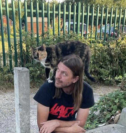 ThomGonga's tweet photo. Cat. https://t.co/lO0vjkSUIV