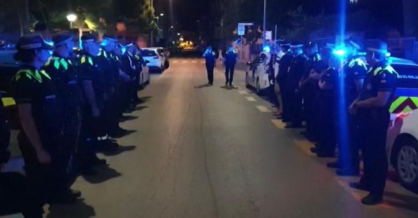 PLVNG's tweet image. Especialment emotiva aquesta #FestaMajorVNG. Finalitzen servei a @PLVNG amb el pilotatge del #votdelpoble per jubilació, els agents 1658, 1878 i el nostre CAP. Destacar i agrair la seva professionalitat i vocació de servei. Us trobarem a faltar💙💙💙