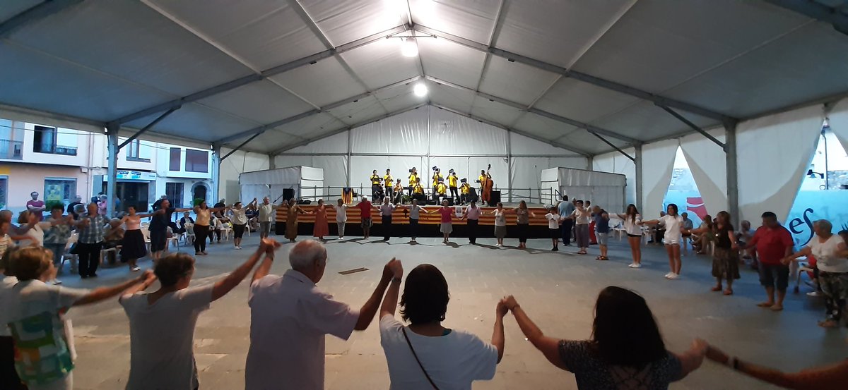 24è Aplec de la Sardana d'#Organyà. ❤
Més imatges a: organya.cat/recull-dimatge…