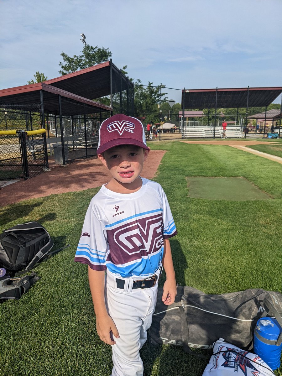 robinlinn9's tweet photo. Last time we were at James Cownie field we were bundled up, today the feels like is 107*. Ryker is having a blast and working hard at the CIS tournament.
#cismvptournament #weplayunited @MUEAmerican2032 @MillardUnited https://t.co/BZM21COJK3