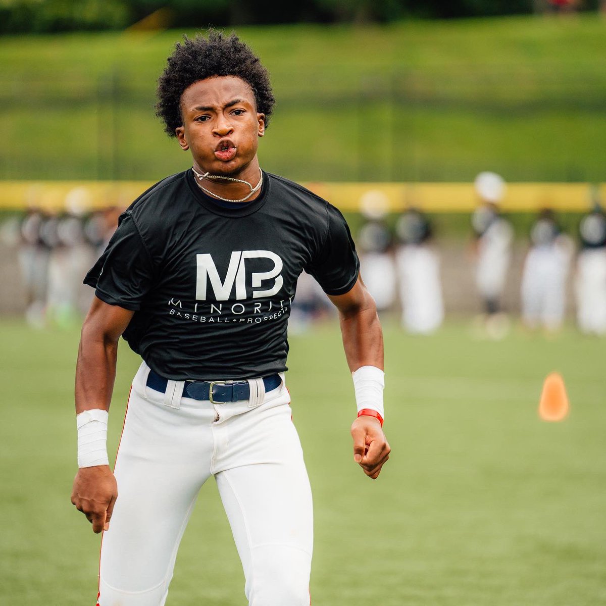 MBPTakeover's tweet photo. MBP Underclass National Showcase at @DunwoodySenior 🔥🔥

📸 @leek.editz https://t.co/teT0FkPI8t