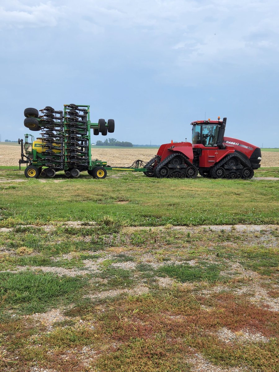 LarryCowing's tweet image. got cover crop seeded after sweet corn, just ahead of the rain