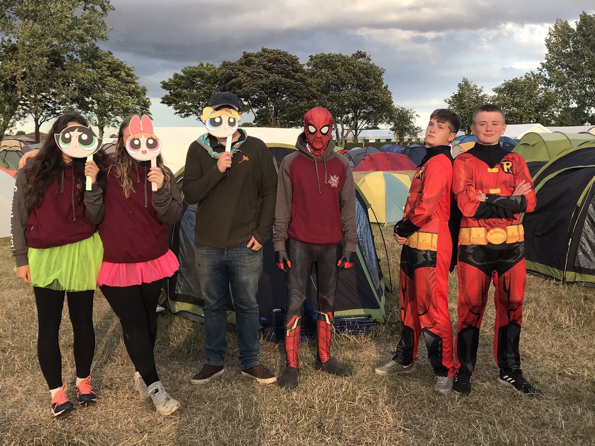 GauntlettESU's tweet photo. Closing ceremony at @PoacherLincs - fantastic week had by all.  Can’t wait for #poacher2026 https://t.co/Ghn6sFXiSz