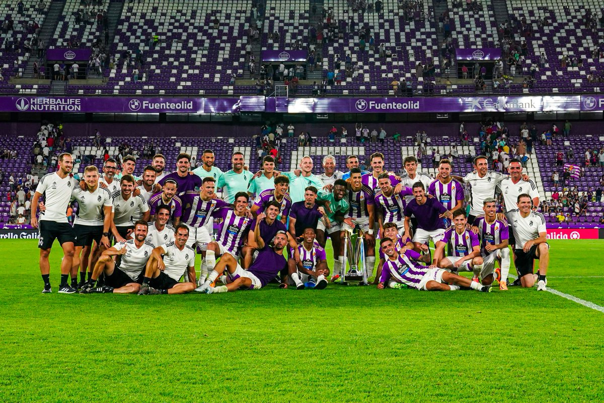🏆 x 26
#RealValladolidLazio | #TrofeoCiudadDeValladolid