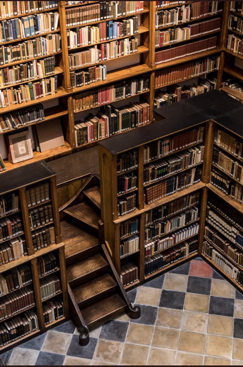 MirMakBookClub's tweet photo. Life will play games with your kids when they grow up. But not the games you bought them. 

Real Life Games. 

Buy them books so when life plays games your child wins because he is prepared himself through books. https://t.co/tRhYIKdV8H