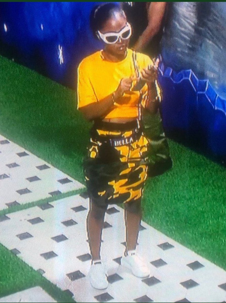 Blackempress07's tweet photo. And history repeats itself 😂🤣

#BBNaija #BBNaijaJohnnieWalker #BBNaija7 https://t.co/IJ45U0XYqp