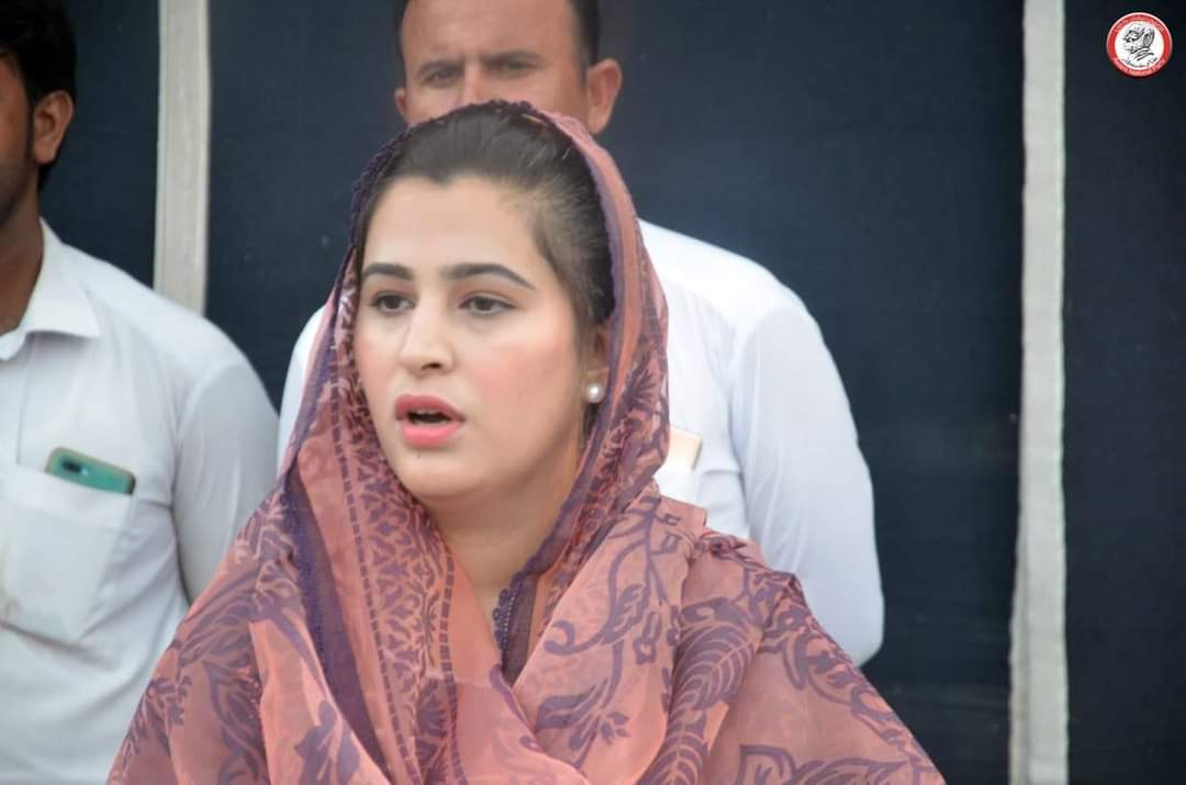 JawadAr52869289's tweet photo. عزت جب عزتوں کے مالک نے دی ھو
تو کسی کے برا چاہںنے سے کیا فرق پڑتا ہے ۔

صوبائی سیکرٹری یوتھ افیئرز ثناءگلزار۔

#ANP | #ANPCharsadda
#ByElection
#SayMashaAllah 
#MemberInformationComitte
#ProvincialYouthAffairSecretary
#AdvocateSanaGulzar 
#NextMPA 🚩
#ANPTheRealHope https://t.co/1lu7KLgkmS