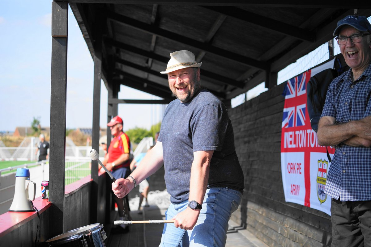 FA Cup
Melton Town FC 2 - 2 Pinchbeck United FC
There are more match photos on my Facebook page facebook.com/MW-Photography…