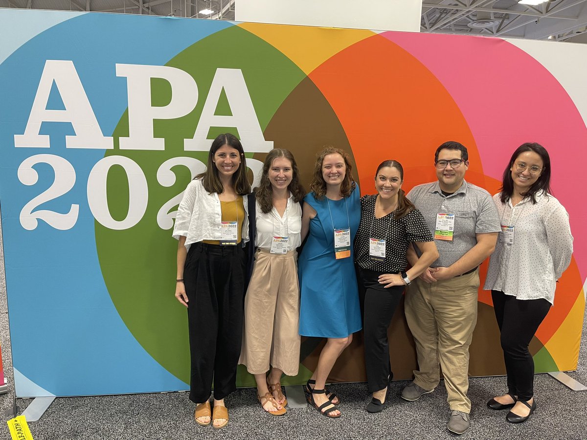 julie_cristello's tweet image. Members of the APA Science Student Council at #APA2022 @APAconvention @JeriSasser @LaurenMoran06 @LaurenGirouard1 @StephenRamosPhD @AKapoulea