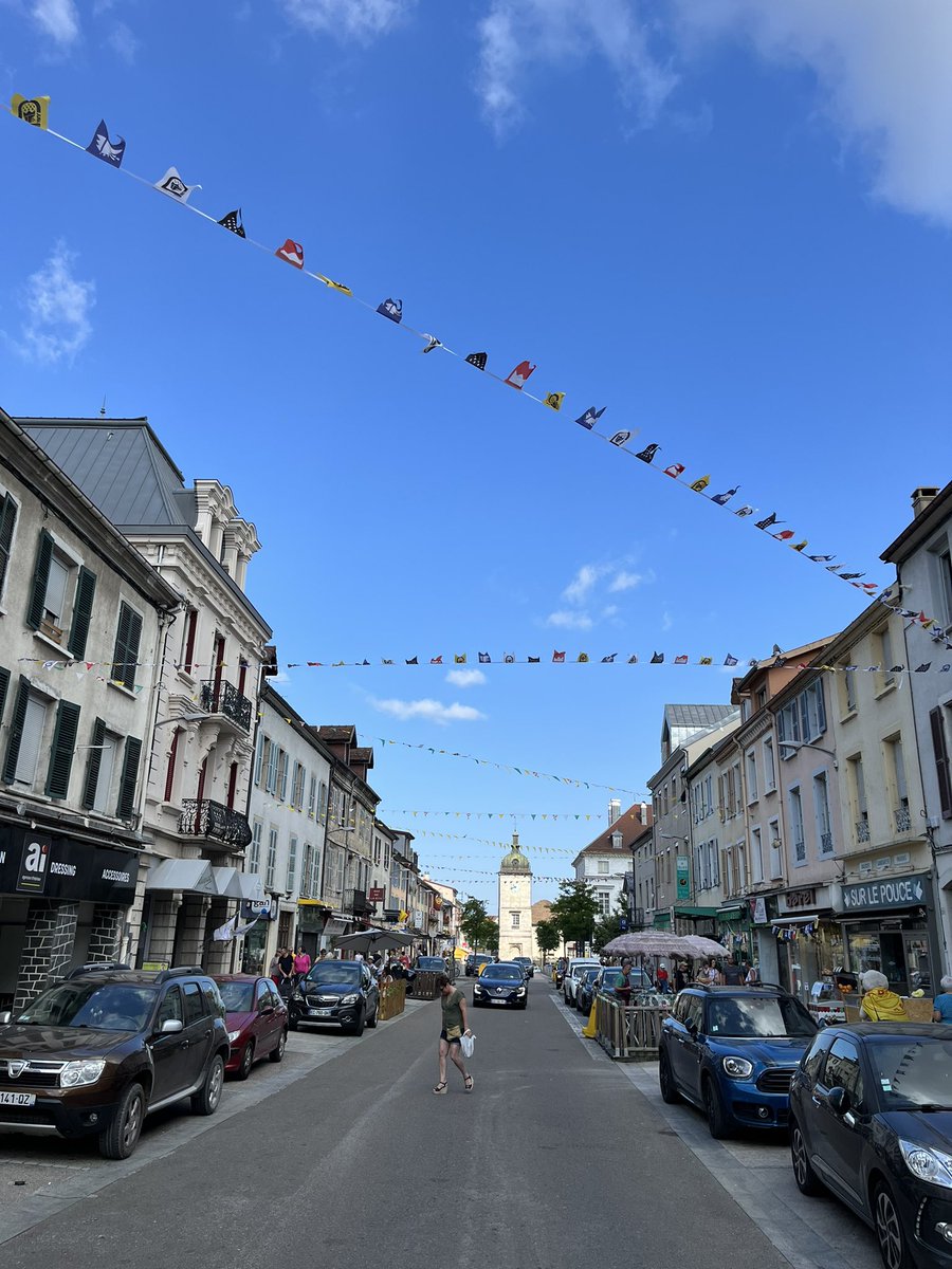 Kak! Net te laat voor de bolletjes trui.