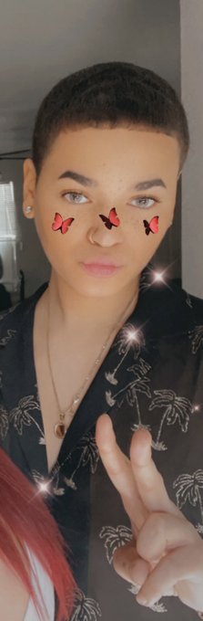 Hot Boy ? https://t.co/ahweTkvG6W