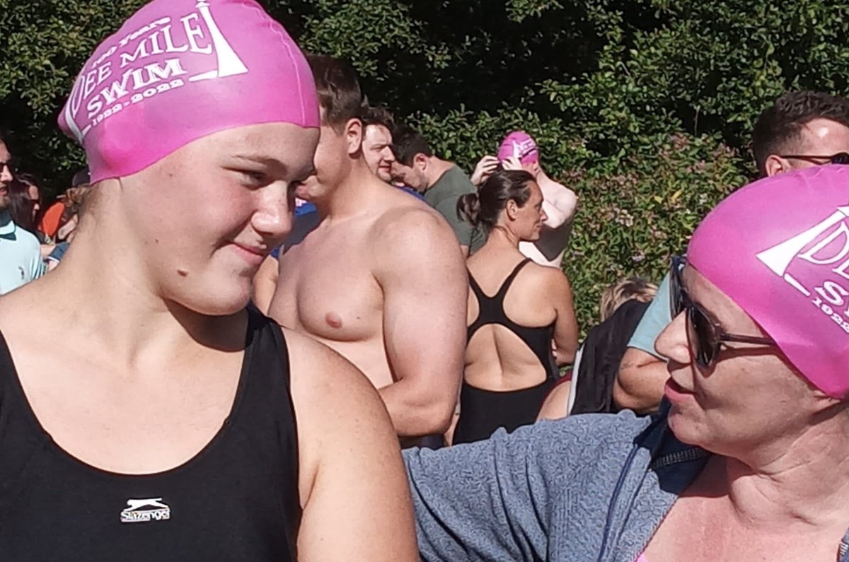 FormbySC's tweet photo. What a day! Wow π€© #FormbySC were out today @chestertriathlonclub #deemile π what a corker of an event. Amazing swim from A Squads Emily who finished in an amazing 36:00, Lee a Club Vol. had a go and finished in a time of 43:37. Way to go Emily! #pinkcap π«Άππ»ββοΈπ«Ά https://t.co/BnjVrrxRmV