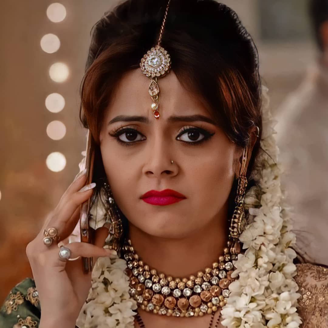 Ankit85484324's tweet photo. Hii 🥺🥺🥺 kese ho sab #DevoleenaBhattacharjee https://t.co/Zd37C4EtDL