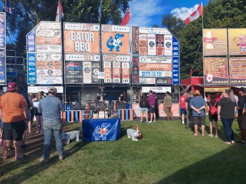 Don’t forget to VOTE #Gatorbbq for the Peoples Choice award 🥇 

#GatorBBQ #Ribs #bbq #food #foodie #bbqlife #bbqlovers #grilling #delicious #smoked  #cravings #Norfolkcounty #PortDover #KamloopsBC #Ribfest2022 #Peopleschoice