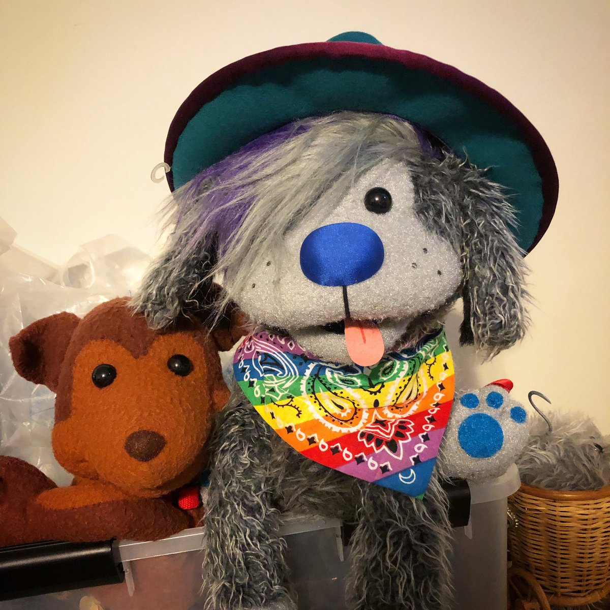 Rescue Rue (@rescuerue) on Twitter photo Squish and Rue are ready to get their weekend on! #weekendvibes #puppet #dogs #fureverfriend Squish and Rue are ready to get their weekend on! #weekendvibes #puppet #dogs #fureverfriend
