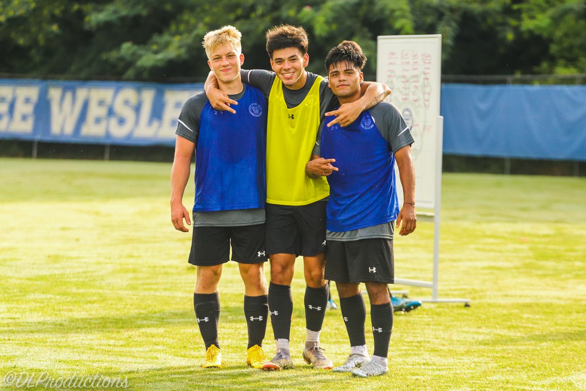 "Early bird gets the worm." 

The boys are back, and pre-season is in full effect.  
#TOGETHER