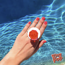 ProperPeach 🍑 on Twitter: "I’ll spoiled the surprise. I’m engaged to