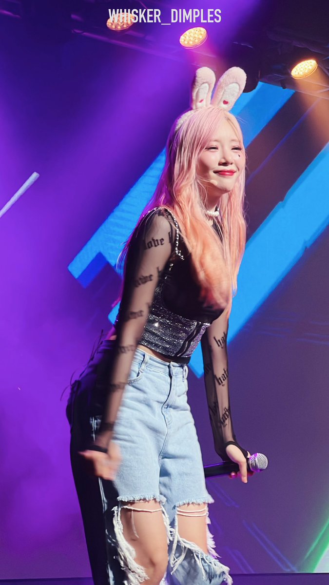 whisker_dimples's tweet photo. ๐ฐ๐ฅฐ
#DREAMCATCHER #๋๋ฆผ์บ์ณ
#DREAMCATCHERinSF
#DREAMCATCHERWorldTour
#JIU #์ง์ https://t.co/Z1cBEcDmvp