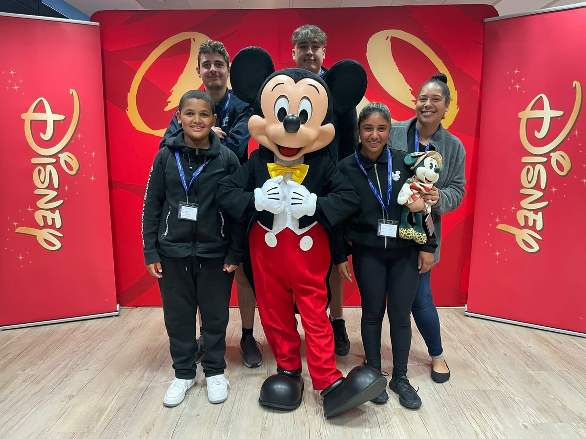 EnfieldVPC's tweet photo. A huge thank you to @Disney_UK for having our Police Cadets at their London Headquarters this week. A great opportunity to learn more about the security profession via an interactive insight into how Disney ‘Protects the Magic’. @NationalVPC @MPSEnfield @MPSCadets https://t.co/mrhUwuen7M
