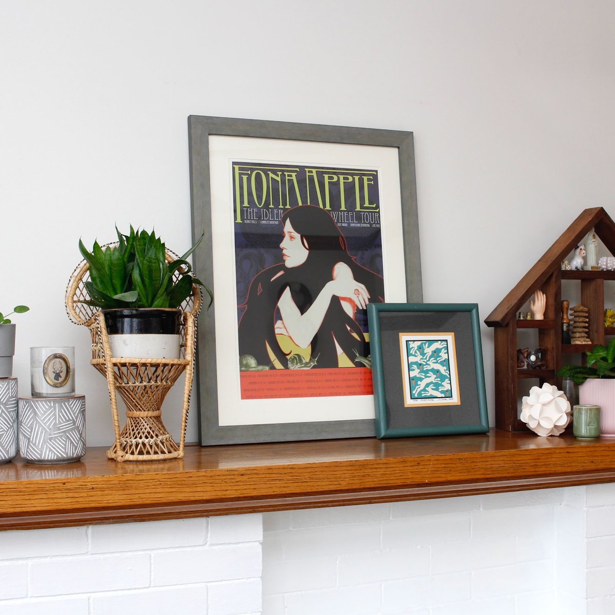 FastframeUSA's tweet photo. Jazz up your mantel with custom-framed art! Hang it, lean it, layer it, let it stand alone, or pair it with lots of fun decorative items—there are a multitude of ways to style your artwork. https://t.co/xLGt35EVgt