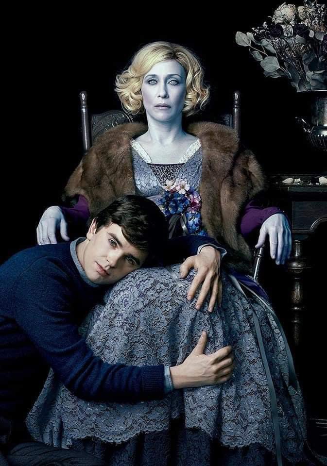 Happy Birthday to the Beautiful and talented actress Vera Farmiga turning 49 Years today (August 6, 1973) 
