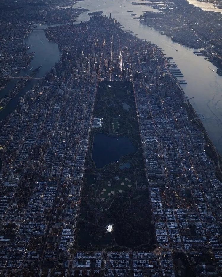 eliesaaabs's tweet photo. New York from above https://t.co/RScYvEp1lR