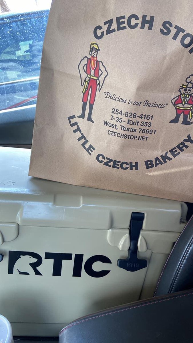 Dgracel's tweet photo. Taking my parents a cooler full of Coopers bbq brisket and Czech stop kolaches. All I’d need is south Texas tamales to complete the #texastrinity but that will have to wait til Christmas! https://t.co/Iu447Cj2IO