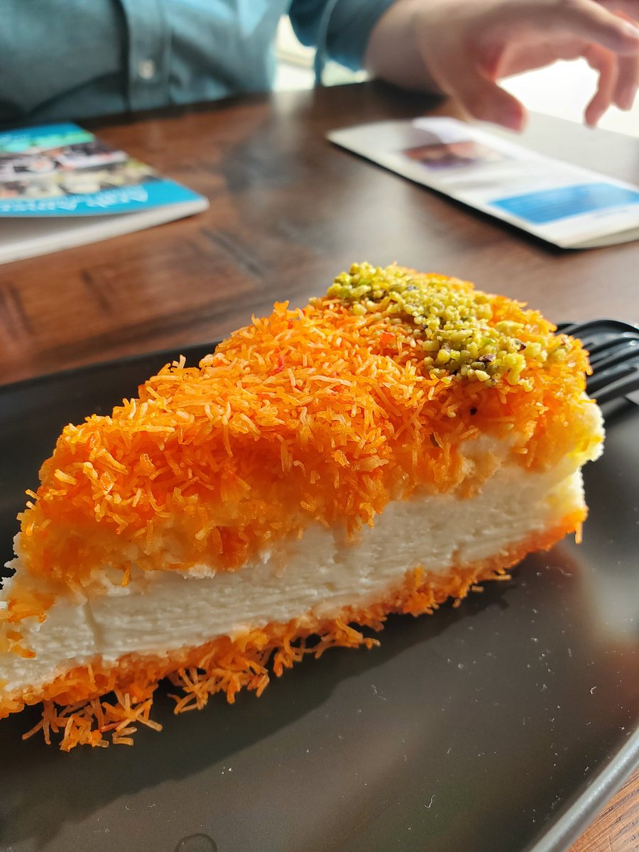 PSA for #AEJMC22 folks who are still around: there is knafeh cheesecake in Dearborn and it is Very Good
