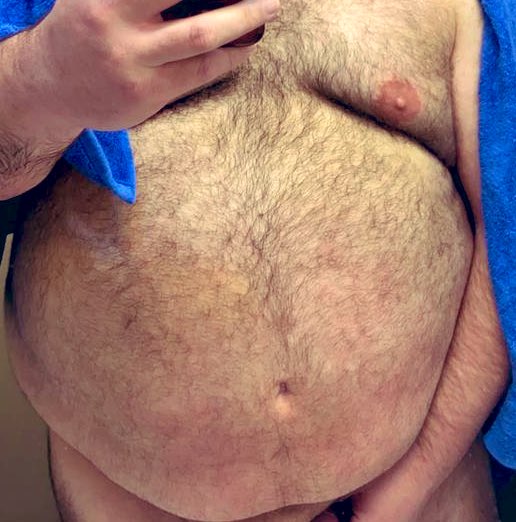 HottChubbBearr tweet media