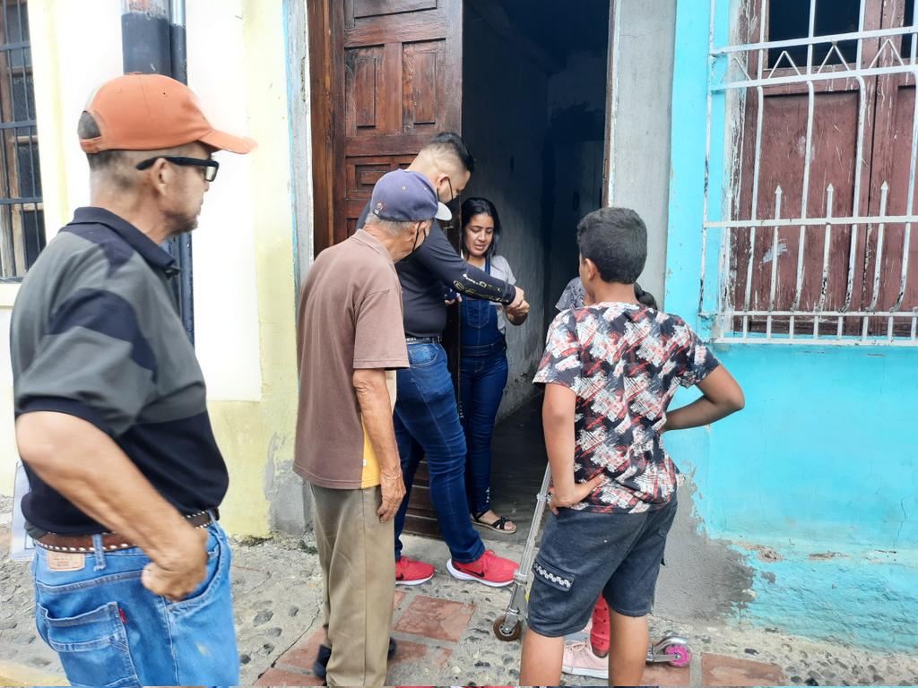 Hoy miembros del <a href="/cemadssebastian/">CEM AD SAN SEBASTIÁN</a> de <a href="/ADemocratica/">Acción Democrática</a> recorrimos la Calle #DiazAlfaro, organizando y escuchando a la gente, en esta lucha donde todos estemos representados.

Conversar con el ciudadano es lo que nos gusta.  #RecorriendoSanSebastian