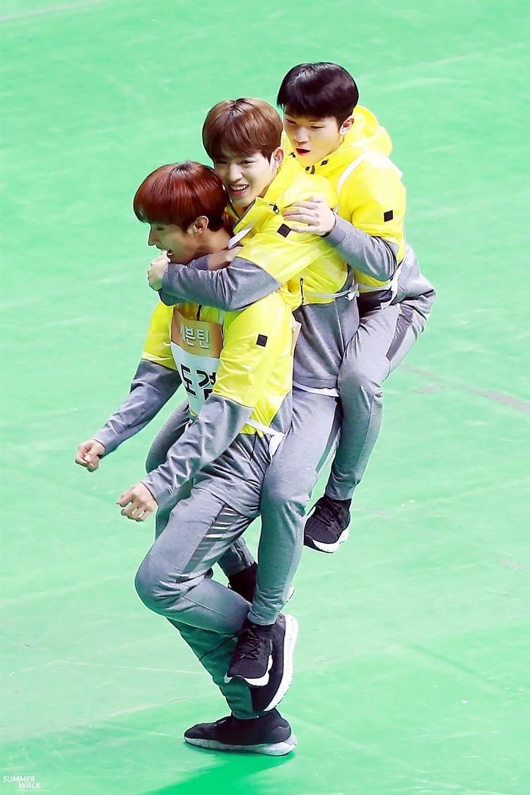 random scoups (@randomcoups) on Twitter photo 