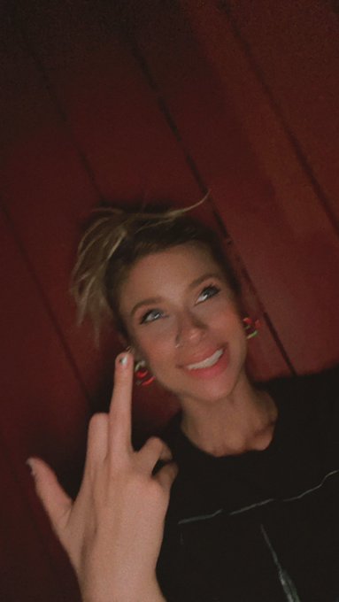 🤡 https://t.co/3sNOkwliDZ<a href="/tag/ithinkimgod"class="tags"><span>#ithinkimgod</span></a>